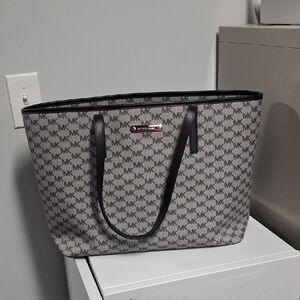 Michael Kors Black and Gray Signature Tote